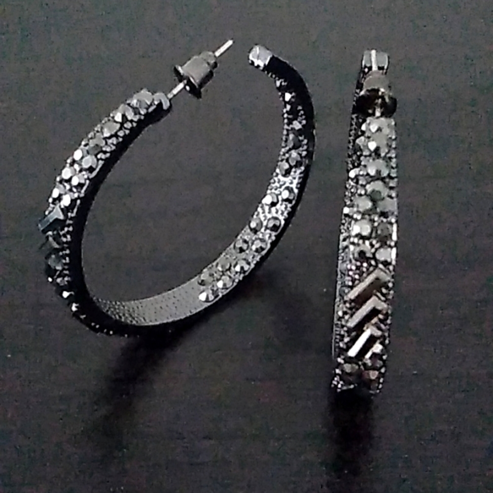 Gunmetal & rhinestone earrings